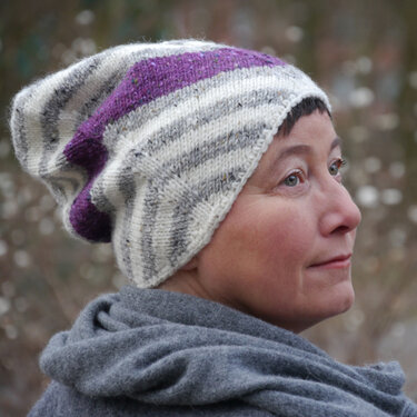 Hat UHURA, knitting pattern ladies size and universal size