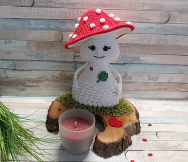 Häkelanleitung Fliegenpilzmädchen "Fine" (Glücksbringer für viele Anlässe)