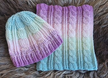 Wintersparset "Braids weave" Häkelanleitung für Mütze und Loop, unisex,