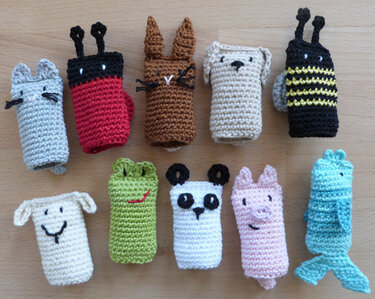 Häkelanleitung für Fingerpuppen "Tiere": Hund, Katze, Hase, Frosch, Schwein, Panda, Biene, Schaf, Fisch und Marienkäfer