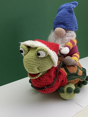 H&auml;kelanleitung der Schildkr&ouml;te Ottilia mit Wichtel - Häkeln