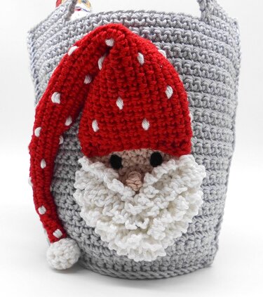 Crochet pattern Gnome gift bag - so cute and so easy
