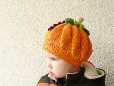 Children's beanie "Pumpkin" (all sizes, with leaves) - Crochet
