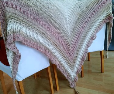 Cuddly Wonder - Häkeltuch - Häkeln