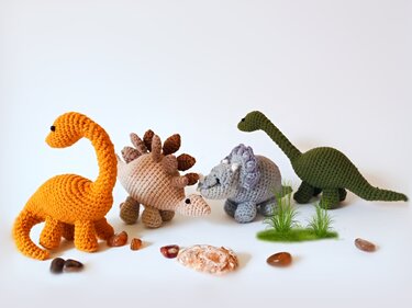 Dinosaurs eBOOK. Crochet patterns