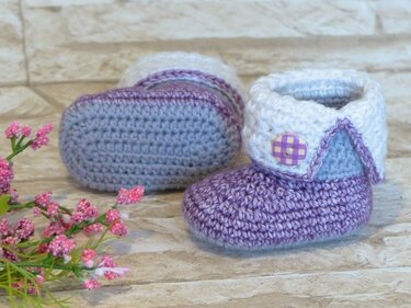 Baby-Stiefel „Estelle“, 0-6 Monate - Häkelanleitung