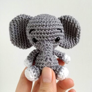 Elephants Emil amigurumi pattern - Crochet