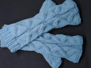 Strickanleitung Handstulpen "Celine"
