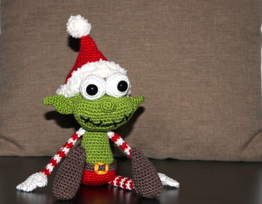 Häkelanleitung Weihnachtself