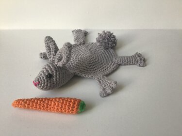 Häkelanleitung tierischer Untersetzer Elmar Hase