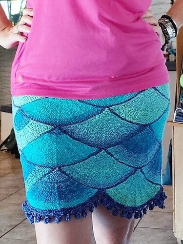 Karla Nr.2, der Muschelrock - Stricken