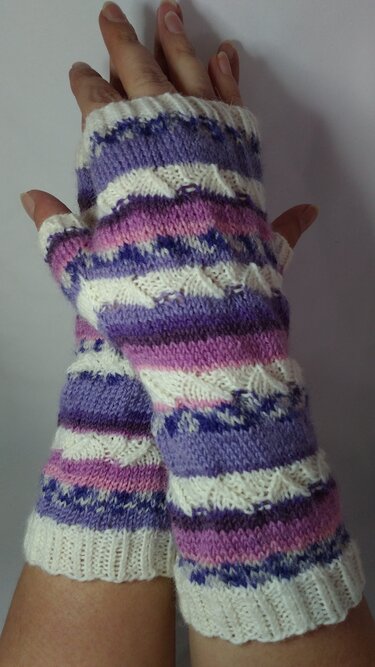 Strickanleitung Handstulpen Enja