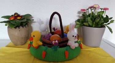 Ostertischkranz / Osterkranz - Häkeln