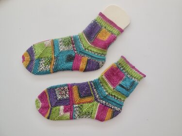 Patchworksocken "Good Mood" - ab Gr. 41- ohne Ferse - Stricken
