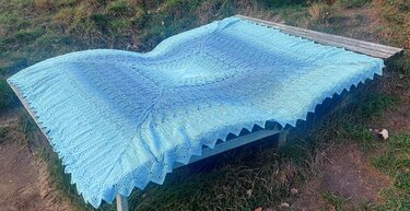 Alles Liebe Häkelanleitung für eine Decke