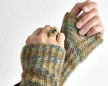 Marla, wrist warmers knitted quickly and easily - Knitting