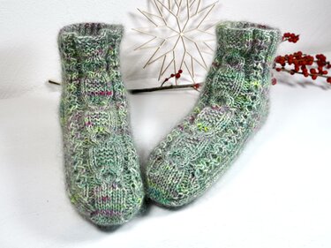Slippers "Candlelight Socks", Size US 4.5 - 9.5, UK 3 - 8 - Knitting