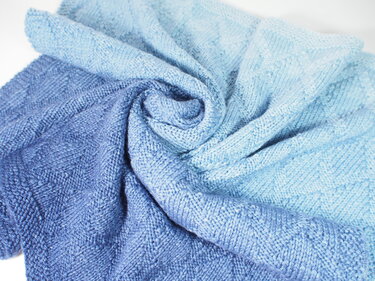 Babyblanket Rene 0-1 years - Knitting