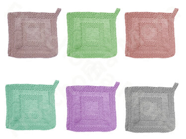Sechs quadratische gestrickte Topflappen in Pastell- und Erdtönen mit Schlaufen