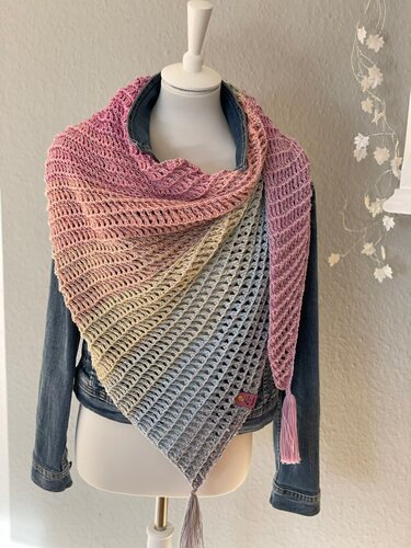 Häkelanleitung Tuch Suri