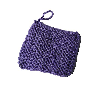 Quadratisches lila gestricktes Tuch im Kraus-rechts-Muster mit Aufhängeschlaufe