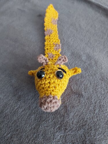 Häkelanleitung Lesezeichen Giraffe