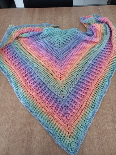 escúchame klassisches Dreieckstuch - Häkeln