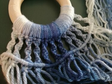 Anleitung f&uuml;r ein geknotetes Einkaufsnetz in Makramee Technik mit Farbverlauf - Macrame