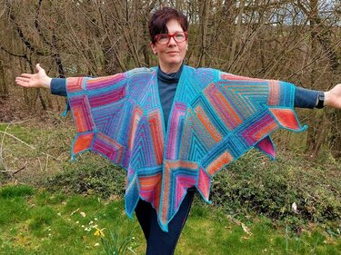 Karlmilleniumfalke - Stricken