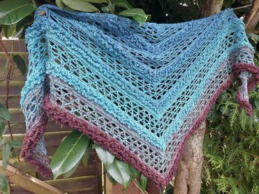 Sommer-Rüschi - ein aussergewöhnliches Tuch - flach & klassisch - Häkeln