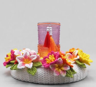 Colorful flower door wreath table wreath - simple from scraps of yarn - Crochet