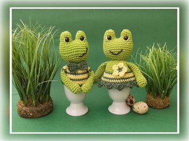 Egg Cozy FROGGY LOVE - crochetpattern