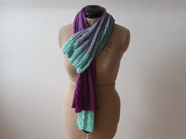 Strickanleitung für den Schal "Sophia"