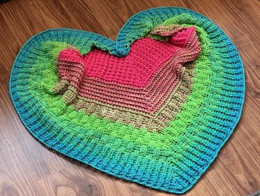 Häkelanleitung für das Tuch "Andraste"