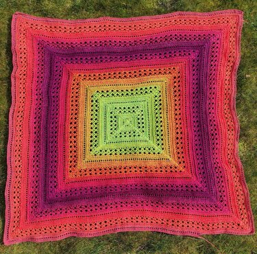 Crochet pattern Neliö