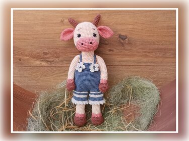 MELLI MUH - Häkelanleitung Kuh mit Latzhose