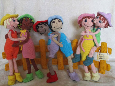 Kostenlose Anleitung "Passt aufeinander auf " - Häkeln