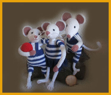 Acrobat mice - Crochet