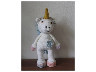Crochet Pattern for the Unicorn Luna!