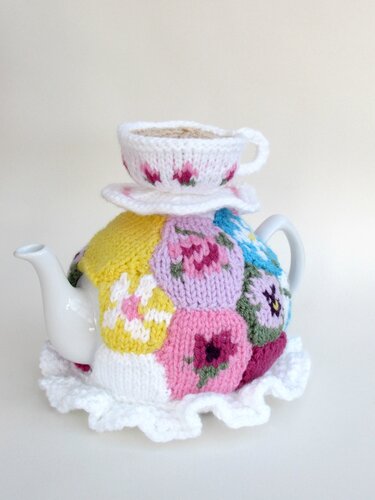 Granny Patchwork Tea Cosy - Knitting