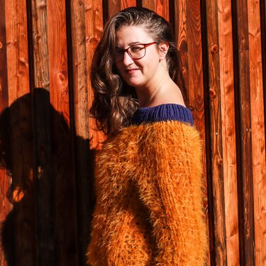 Häkelanleitung DIVA - Der ultimative Luxus-Pullover für modebewusste Frauen