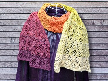 Shawl / Stole „Starshine BE“ – crochet pattern