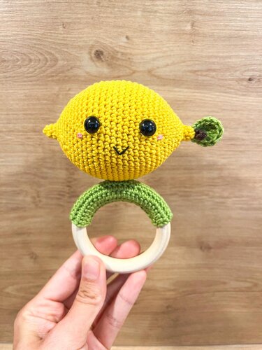 Zitrone mit Rassel und Greifring - Häkeln