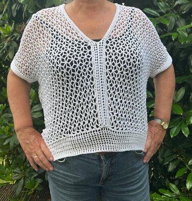 Netzshirt im Blumenmuster - Häkelanleitung - Bild 2