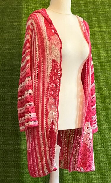 Sommermantel mit Kapuze - Häkelanleitung