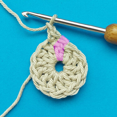 Seamless Coaster with new joining technique - Crochet