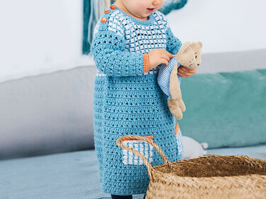 HÄKELKLEID MIT PASSE