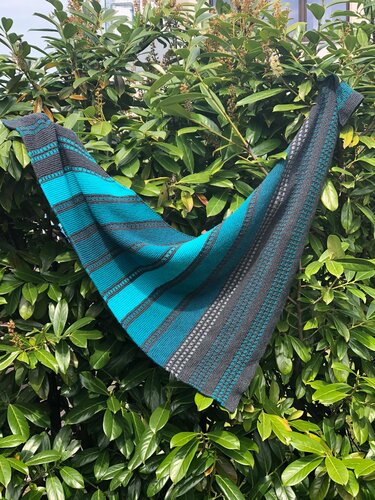 Julia - gestricktes Tuch, fast symmetrisch,  PDF Anleitung - Stricken