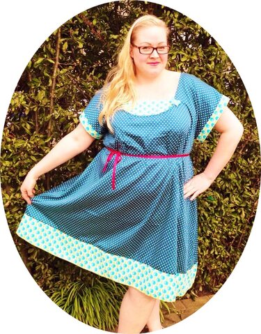 Kleid Matyna GR. 40/42 - 58/60 | BU 120-150 - Bild 2