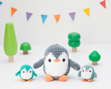 Penguin crochet pattern, chunky penguin amigurumi pattern, chubby plushie